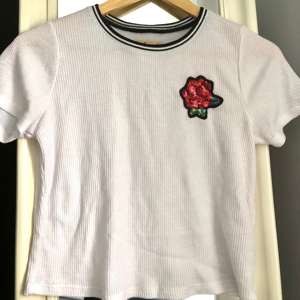 Hollister tee